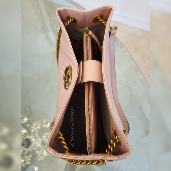 ☆☆SOLD☆☆ Gucci Marmont Zipper Pouch Clutch Handbag - Picture 6 of 7